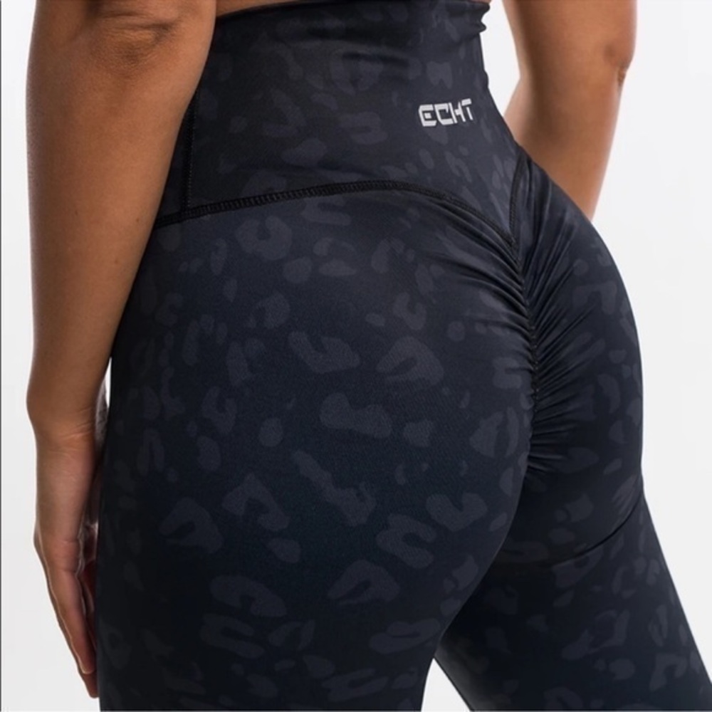ECHT Scrunch High Rise Leggings Size S